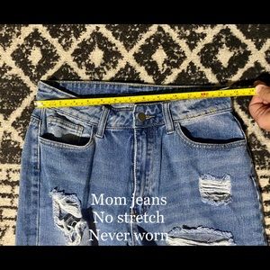 Mom jeans